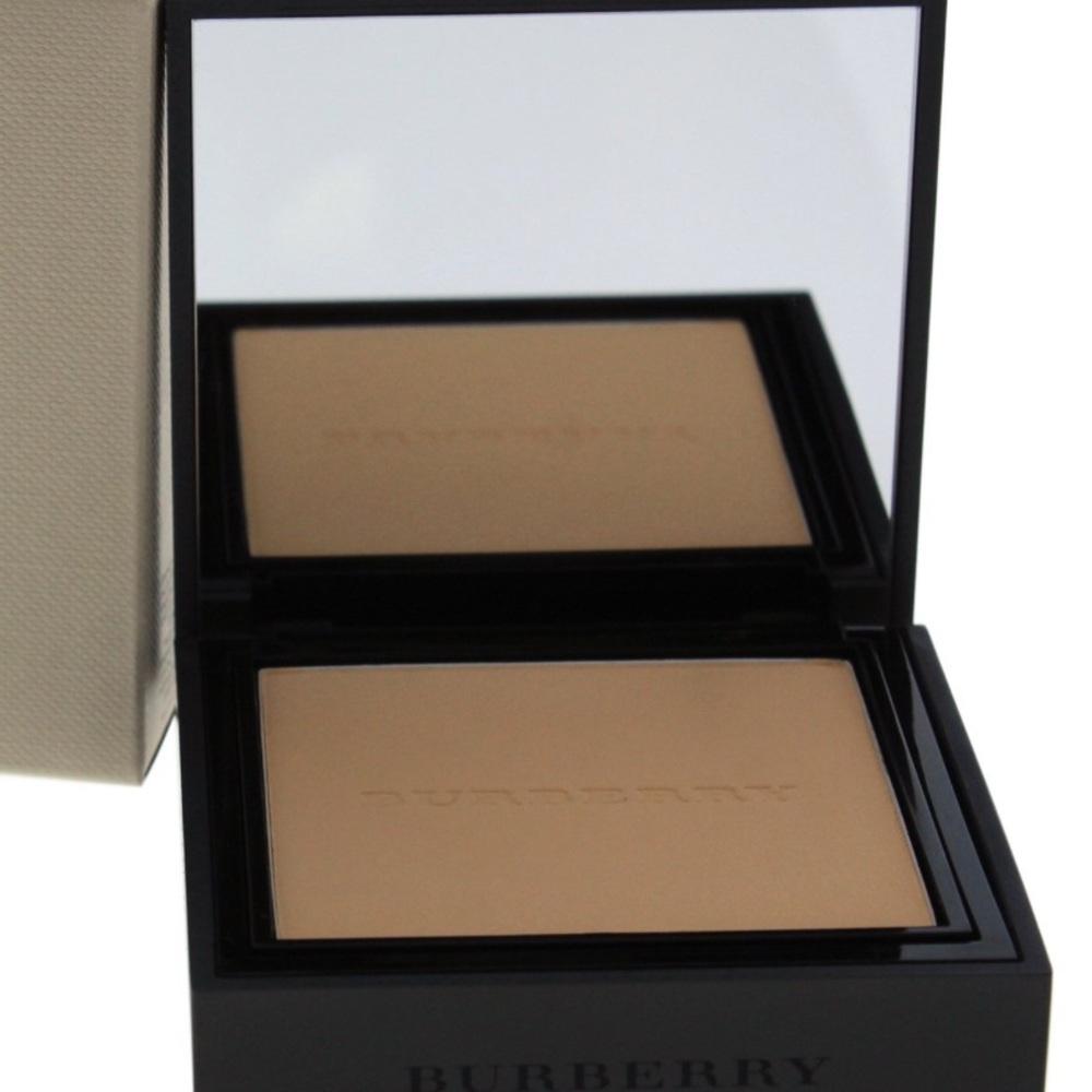 Burberry Ochre Nude #12 cashmere compact foundation powder